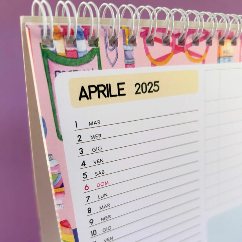 calendario illustrato da scrivania 2025