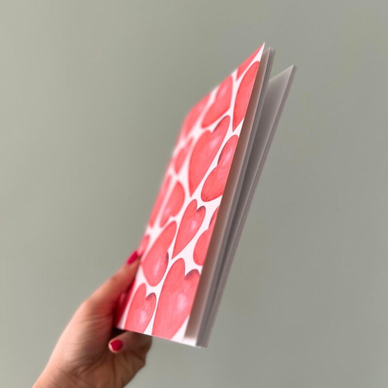 quaderno a pagine bianche cuori